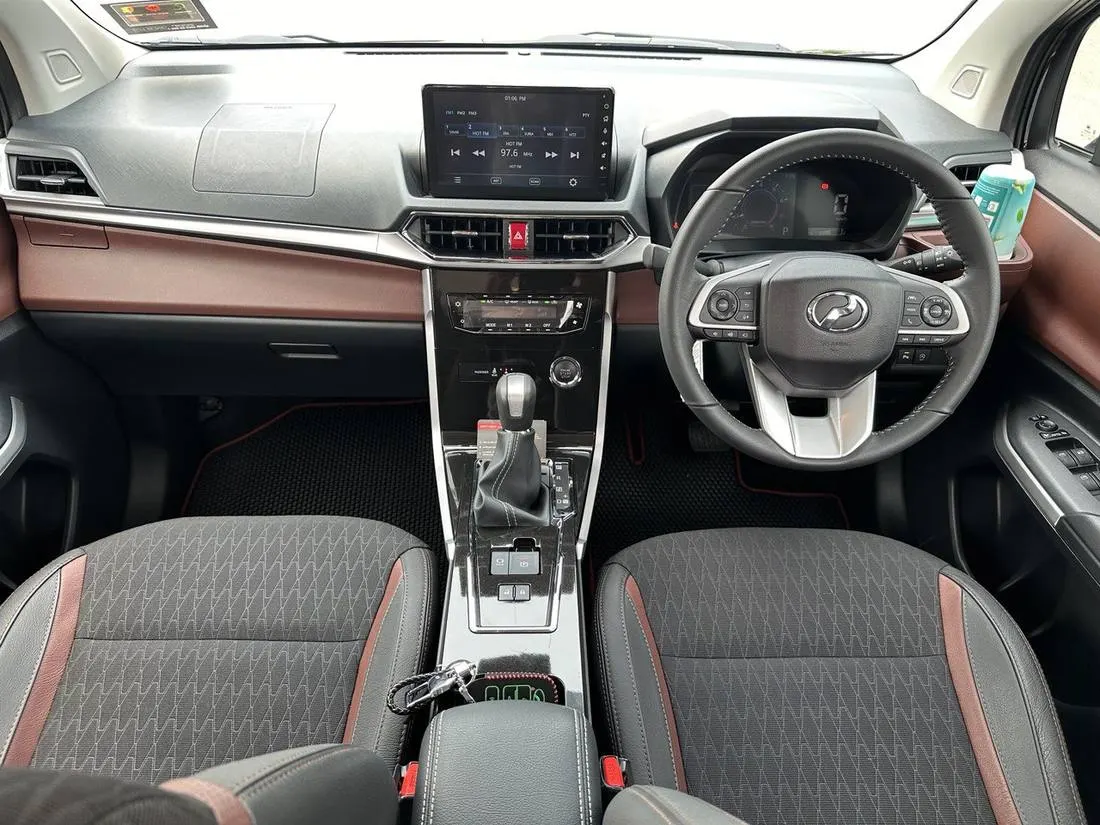 MPV Perodua Alza 2024 5
